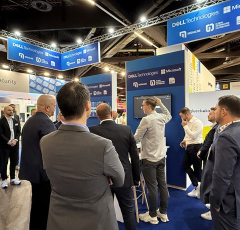 20251007_061735836_iOS