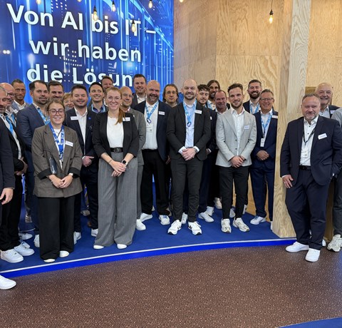 20251007_063248692_iOS